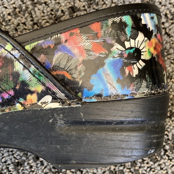 Dansko floral clogs size 39 - Picture 7 of 8